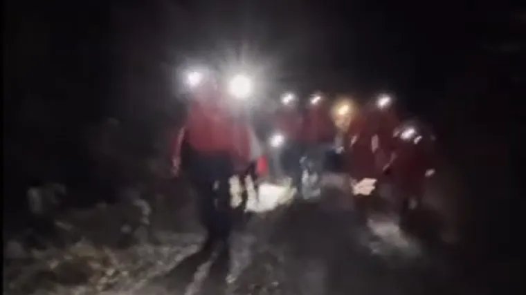 VIDEO Quado poklopio mu&scaron;karca. HGSS-ovci ga na&scaron;li po mrklom mraku i odgurnuli vozilo s njega