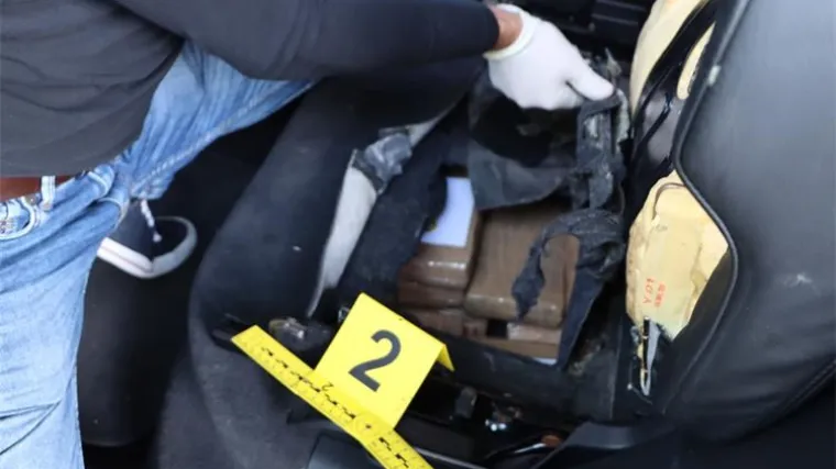 U luksuznom Audiju pronađeno čak 20 kila kokaina visoke čistoće! Vozač poku&scaron;ao pobjeći policiji