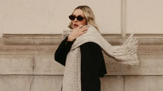 Besprijekoran jesenski look: Lidija Lešić pokazala kako se nosi oversize šal