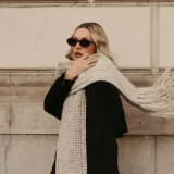 Besprijekoran jesenski look: Lidija Lešić pokazala kako se nosi oversize šal