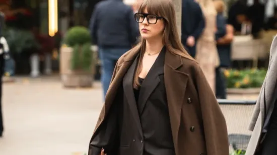 Sve nijanse smeđe: Djevojka sa špice zasjala u oversized komadima, jednim detaljem osvježila outfit