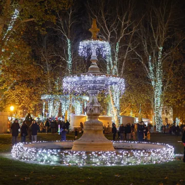 Što posjetiti na Adventu u Zagrebu: Najbolja mjesta za šetnju, fotke i uživanje