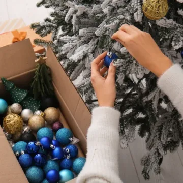 Tajne pravilnog skladi&scaron;tenja blagdanskih ukrasa: Omiljene kuglice trajat će godinama