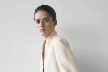 Blejzeri s povi&scaron;enim ovratnikom najveći su modni hit nove sezone