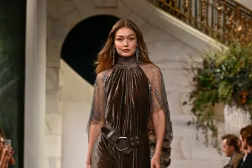 Gigi Hadid otvorila spektakl Ralpha Laurena u New Yorku: Jesen će biti u znaku romantike