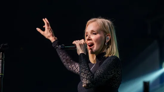 Jelena Rozga slavi 30 godina karijere: Sjećate li se njenog prvog nastupa?