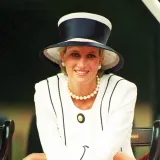 Princeza Diana danas bi slavila 65. rođendan: Ovo su njezini nezaboravni modni hitovi