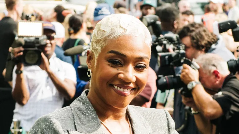 Poznata glumica i komičarka završila iza rešetaka: Nije čula za onu 'kad piješ ne vozi'. A ovo joj nije ni prvi put...