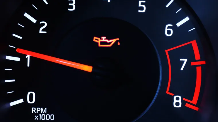 Zašto je odjednom zasvijetlila Aladinova lampa, a zašto ABS? Ovih šest lampica u autu opasno je ignorirati tijekom zime