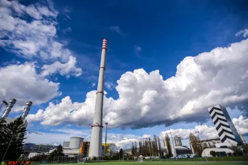 Nevrijeme zahvatilo Zagreb, grom udario vrh Toplane? HEP za Danas.hr: 'Normalno radi, nije bilo požara'