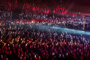 Aleksandra Prijović priredila totalni spektakl u zagrebačkoj Areni! Noć je bila posebna po jedinstvenim gostima: 'Oči su im bile pune suza'