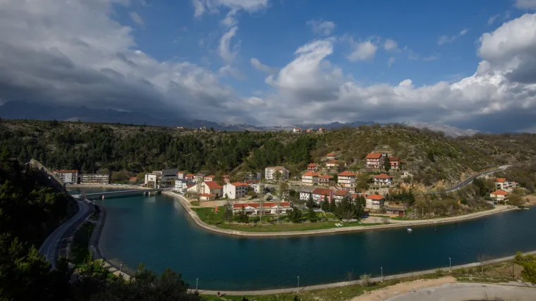 Mađar poginuo u kanjonu Zrmanje: Tijelo  mu prona&scaron;li na dubini od 150 metara, naložena obdukcija