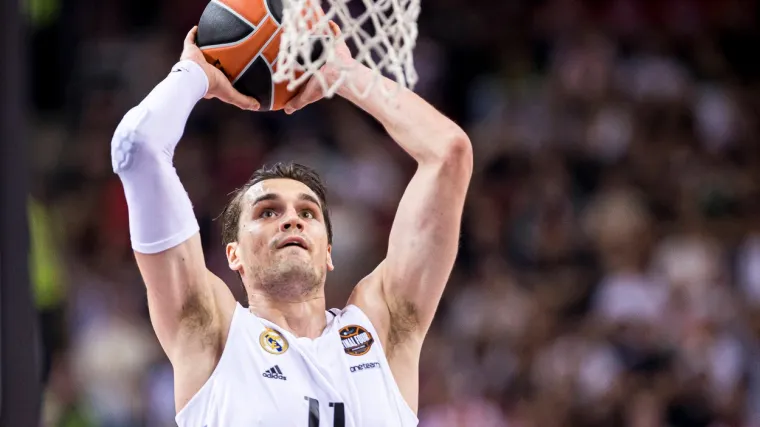 Double-double Hezonje u novoj pobjedi Reala