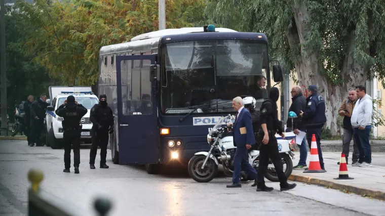 Četvorica navijača grčkog AEK-a privedena zbog žestokih nereda s BBB-ovcima