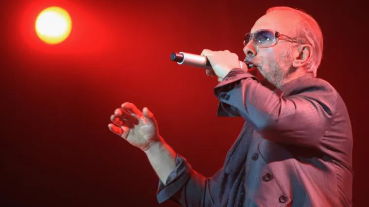 Cijela Arena podivljala je kad se pojavila Ivana Banfić, skoro je i Dino Merlin ostao bez teksta: Legenda je blistala