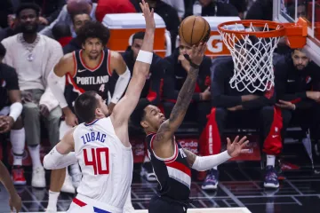 Zubac blokadom donio pobjedu: Šamanić i Bogdanović solidni u porazima