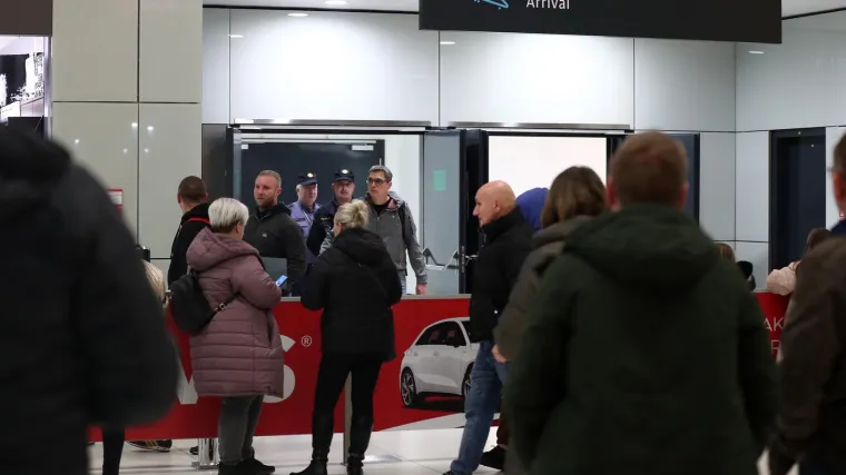 Plenković' Danas je pu&scaron;teno 12 navijača, a očekujem pu&scaron;tanje jo&scaron; 20-tak hrvatskih državljana'