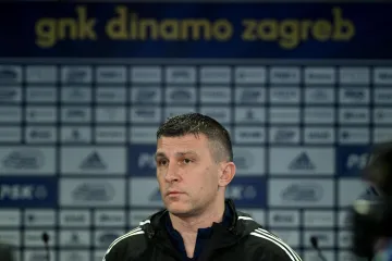 Jakirović se družio s novinarima pa najavio derbi: 'Psihološki prevažna utakmica'