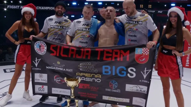 Sičaja u sjajnoj borbi podijeljenom odlukom sudaca dobio Todorovića