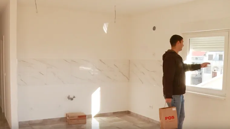 U Solinu 17 obitelji dobilo ključeve u ruke POS-ovih stanova: 'Prezadovoljan sam, najbolji božićni dar'