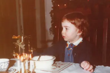 Možete li prepoznati tko je na fotografiji? Danas je jedna od najmoćnijih i najpoznatijih žena na svijetu