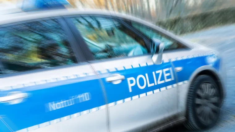 Jo&scaron; jedan stravičan slučaj u Njemačkoj! Mu&scaron;karac (23) ubio ženu na livadi pa ju zapalio