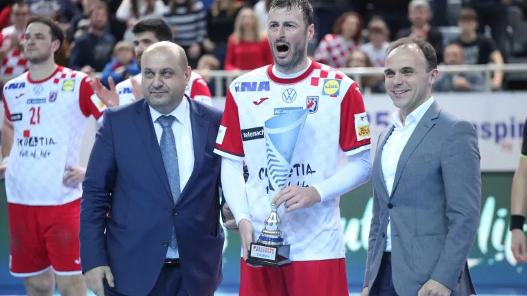 Na&scaron;i rukometa&scaron;i nisu u elitnom dru&scaron;tvu, ali s jednim pretendentom za najsjajnije odličje odmjerit ćemo snage na samom početku