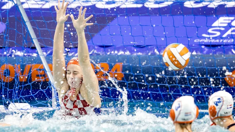 Hrvatska nije uspjela: Naše vaterpolistice ispale u četvrtfinalu Europskog prvenstva i čeka ih borba za poredak od petog do osmog mjesta
