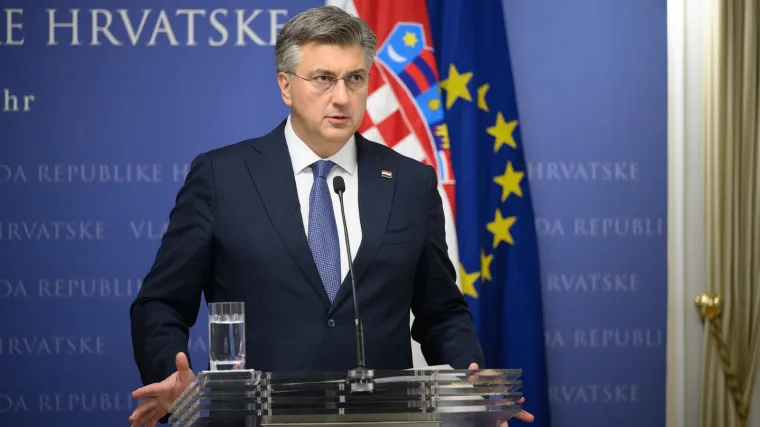 Plenković spustio DP-u oko vojne obuke u &scaron;kolama: 'Da se vratimo na općenarodnu obranu i pucamo u Vrapču?'