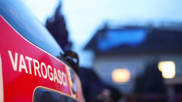 Eksplozija na zapadu Zagreba: Zapalila se drvena nastamba, čovjek od &scaron;oka pao u nesvijest