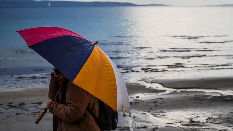 Oblačno i ki&scaron;ovito pa opet iznadprosječno toplo! Stižu gotovo proljetne prilike uz južinu, no neće dugo potrajati