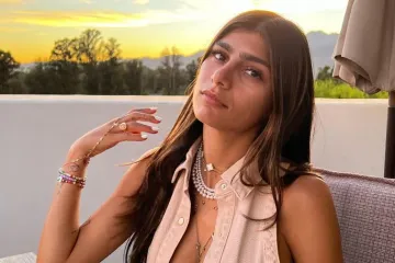Mia Khalifa izvrijeđala  Židovku na ulici pa objavila i video: 'Makni se, smrdi&scaron; na falafel'