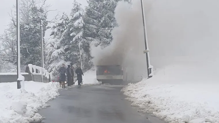 Izbio požar u &scaron;kolskom autobusu: 'Djeca su sjedila u prednjem dijelu, osjetili su dim'