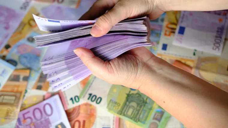 Radite i nakon stjecanja prava na mirovinu? To vam osigurava i veća primanja, provjerite koliko