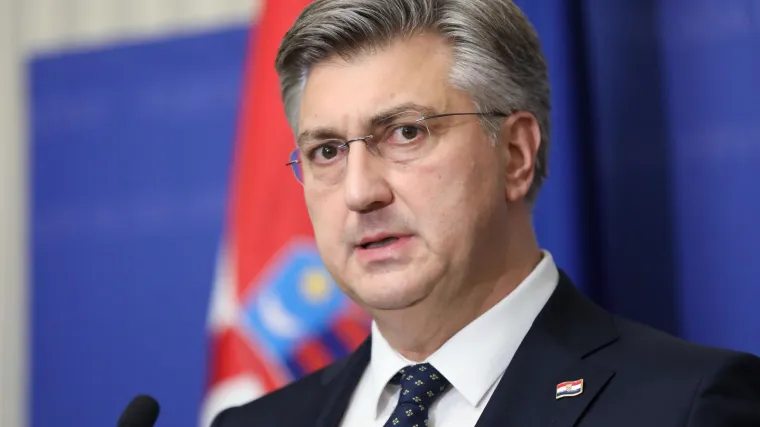 Plenković raspalio po Kom&scaron;iću: 'On nije legitimno izabrani član. Nismo ga primili ovdje odavno... '