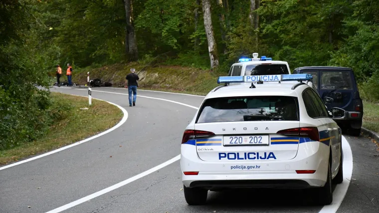 Jurio motociklom u Splitu, oborio mu&scaron;karca (84) pa pobjegao. Policija mu je uskoro pokucala na vrata