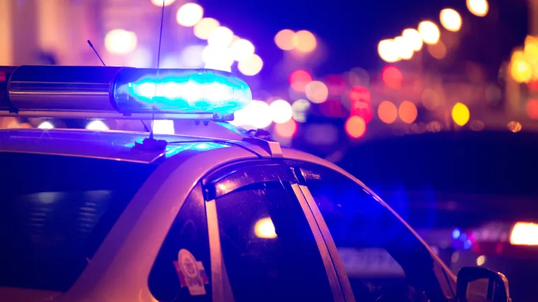 Policija u Vukovaru dobila dojavu o bombi u &scaron;koli. Blokirali promet