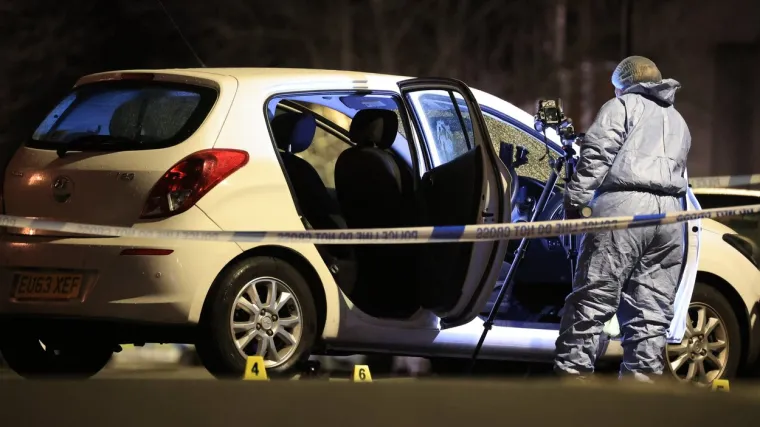 Nadzorne kamere snimile jezivi napad korozivnim sredstvom, žena i dvije kćeri u bolnici: 'Ozljede bi im mogle promijeniti život'