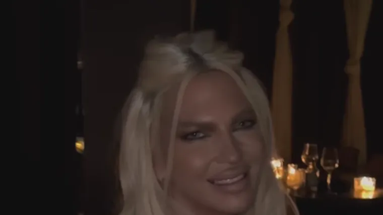 Karleuša opet 'gori' na Instagramu: 'Milijun dolara u jednoj ženi'