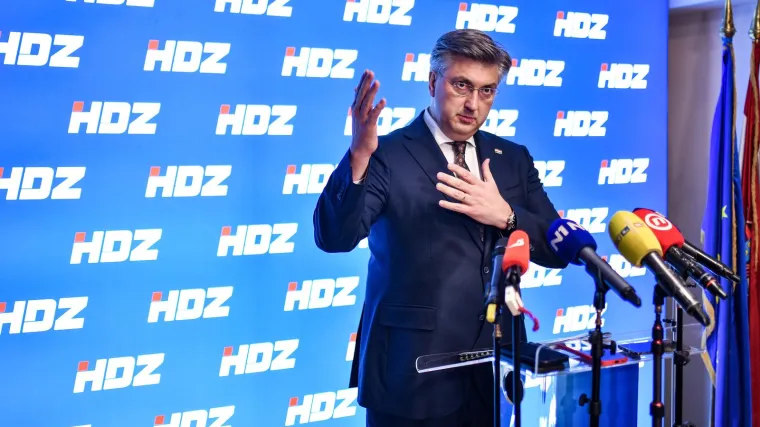 HDZ podivljao na Milanovića: 'Upla&scaron;eni i histerični lažljivac razotkrio se do kraja'