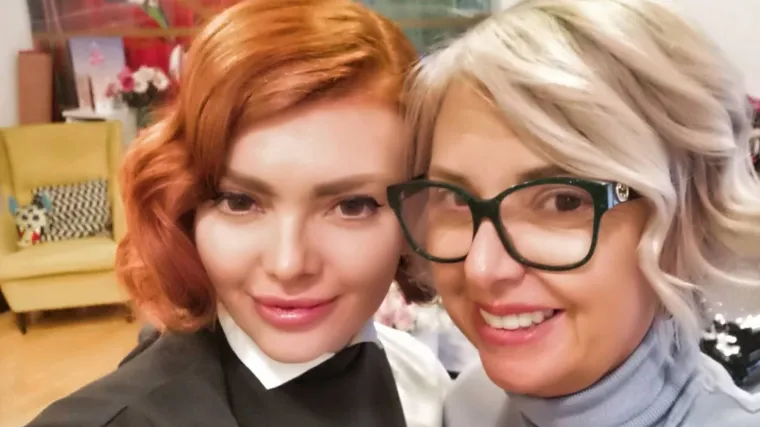 Ella Dvornik nasmijala mamu Danijelu čestitkom za rođendan: 'Izlazi&scaron; mi iz usta...'