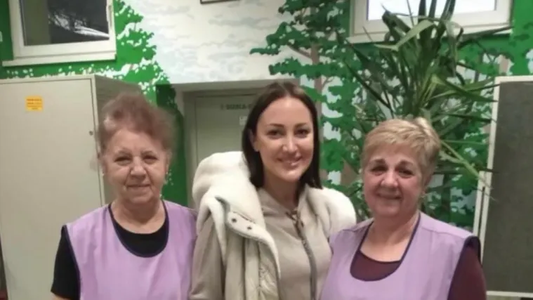 Prijović posjetila svoju &scaron;kolu u Belom Manastiru: 'Tko ovo može platiti?'