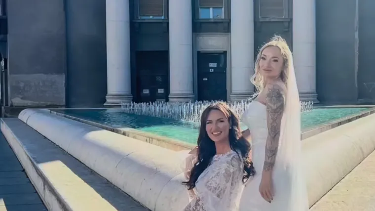 Nikolina iz 'Braka na prvu' i kuma Ana Ude uskočile u vjenčanice: 'Spremne za udaju'