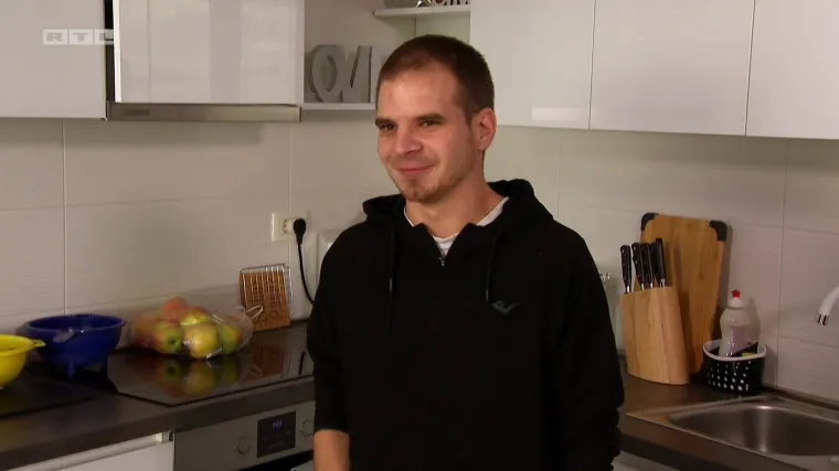 Dominik iznenadio i poveo: Tko je pjevao Vesnu Pisarović, a tko dobio žlicu na nos?