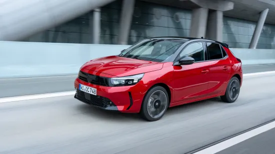 Na domaće tržište stigle Opelove uzdanice: Nude se s raznim pogonima i odličnim električnim dosegom