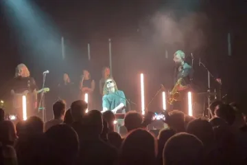 J.R. August pripremio spektakl u Petom kupeu: 'Jedni drugima smo ogromna podrška'