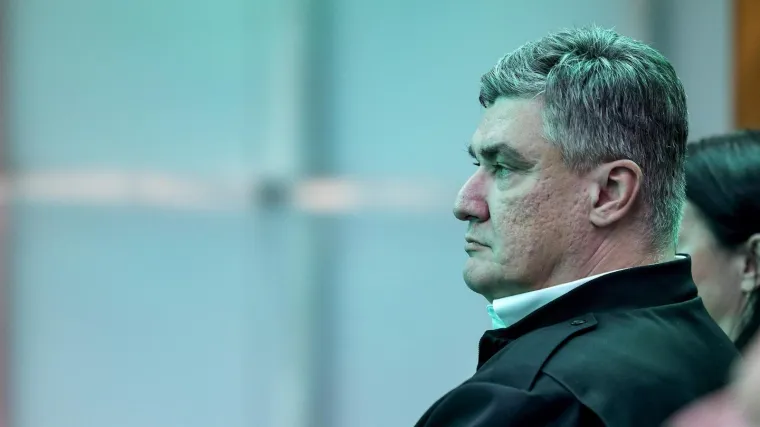 Reakcije stručnjaka: 'Ako nastavi po svom, poni&scaron;tit će izbore'; 'Rje&scaron;enje je jednostavno - ostavka i kreće show'