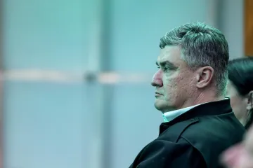 Reakcije stručnjaka: 'Ako nastavi po svom, poništit će izbore'; 'Rješenje je jednostavno - ostavka i kreće show'