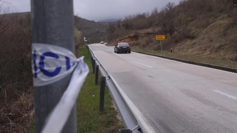 Novi detalji tragedije kod Muća. Prolaznik naletio na tijelo mu&scaron;karca, policija jo&scaron; traga za vozačem