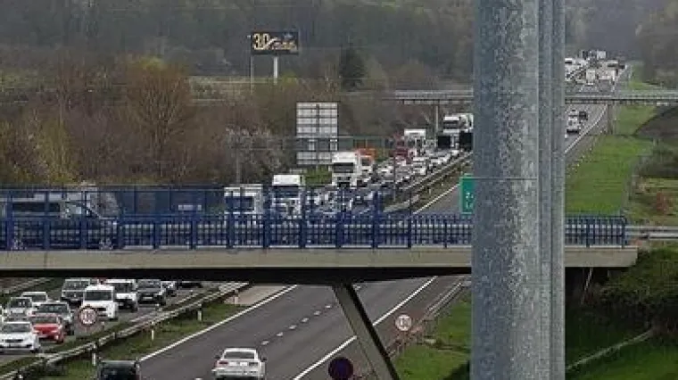 Prometna nesreća na A1: Stvara se kolona od više kilmetara, HAK poziva na oprez